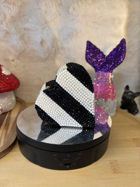 Boîte cœur façon beetlejuice